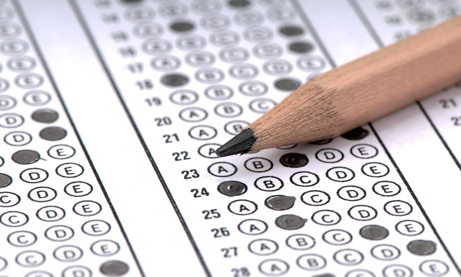 NEET by itself is irregularity, alleges DMK