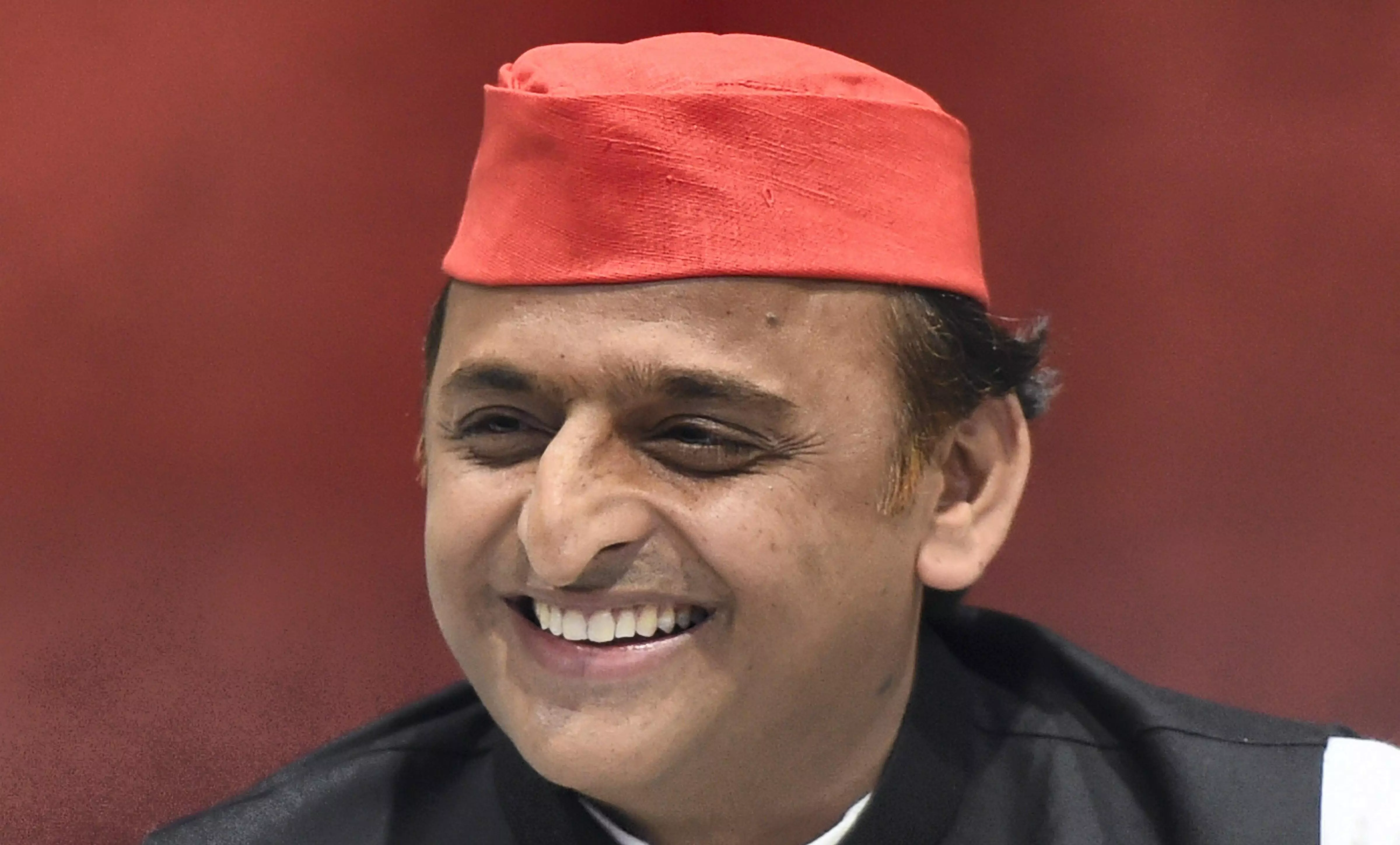 Batenge toh katenge a negative slogan symbolic of BJPs disappointment, failure: Akhilesh Batenge toh katenge a negative slogan symbolic of BJPs disappointment, failure: Akhilesh