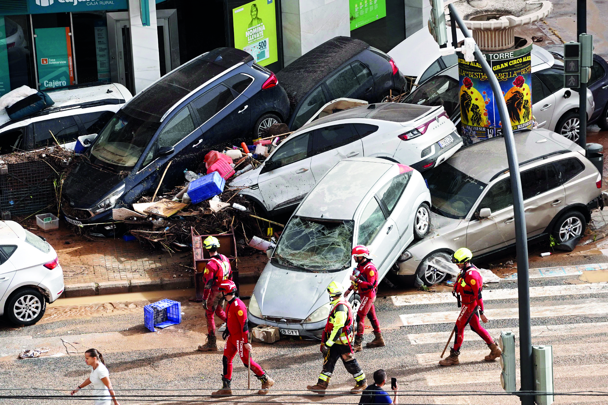 Crashing waves in hilltop village, night of terror from Spain’s floods
