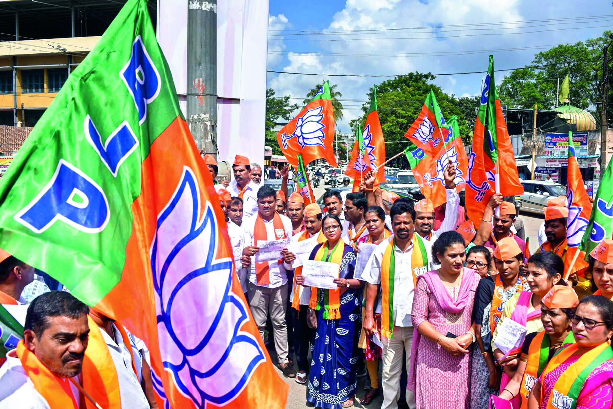 Oppn MPs indicate move to disassociate from Waqf panel