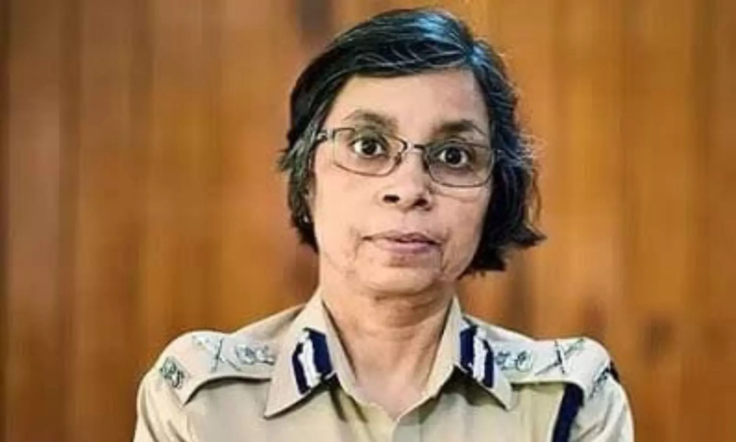 EC orders immediate transfer of Maharashtra DGP following complaints over tapping phones EC orders immediate transfer of Maharashtra DGP following complaints over tapping phones