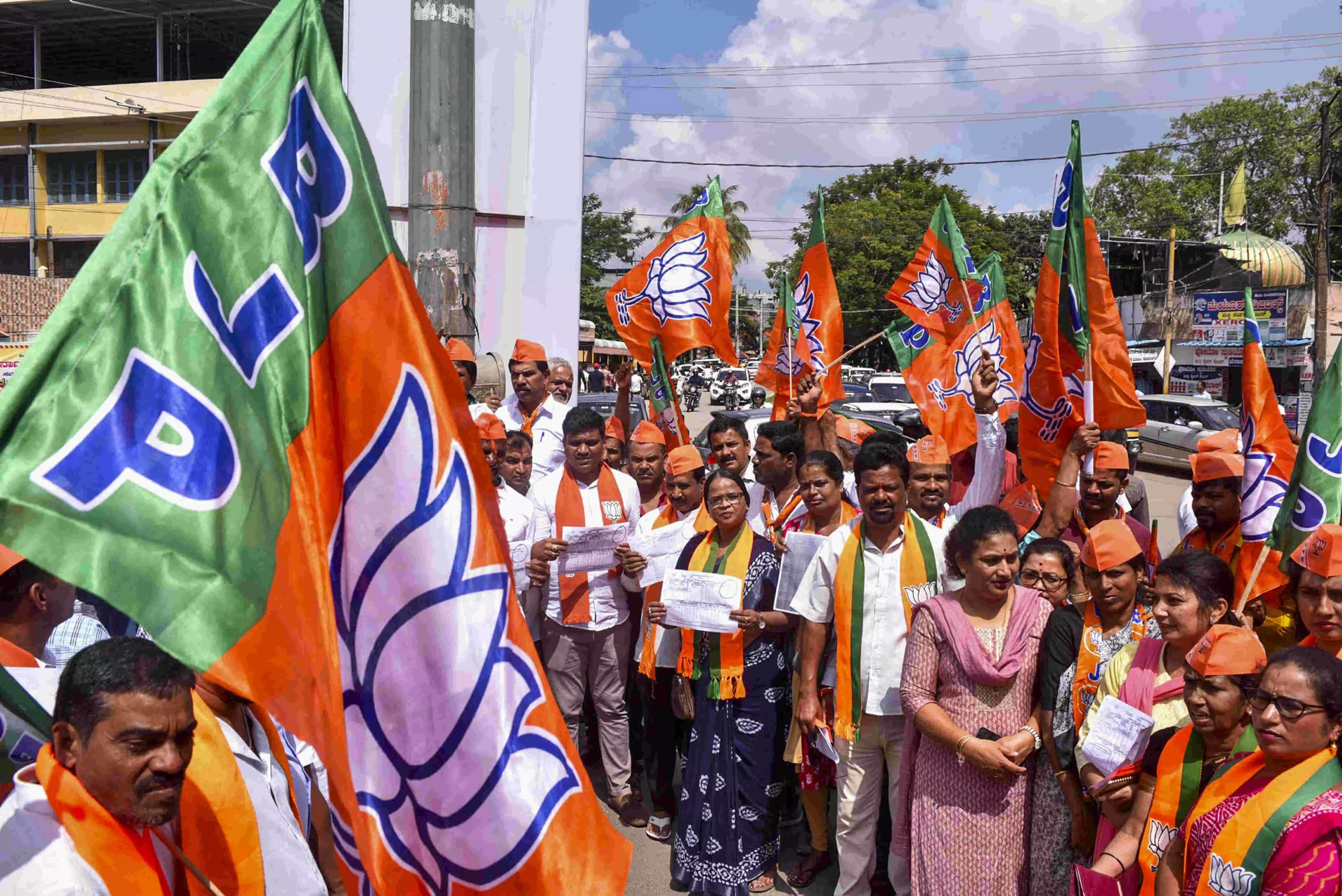 Row over Waqf properties: BJPs protest is nothing but politics, says Karnataka CM Siddaramaiah Row over Waqf properties: BJPs protest is nothing but politics, says Karnataka CM Siddaramaiah
