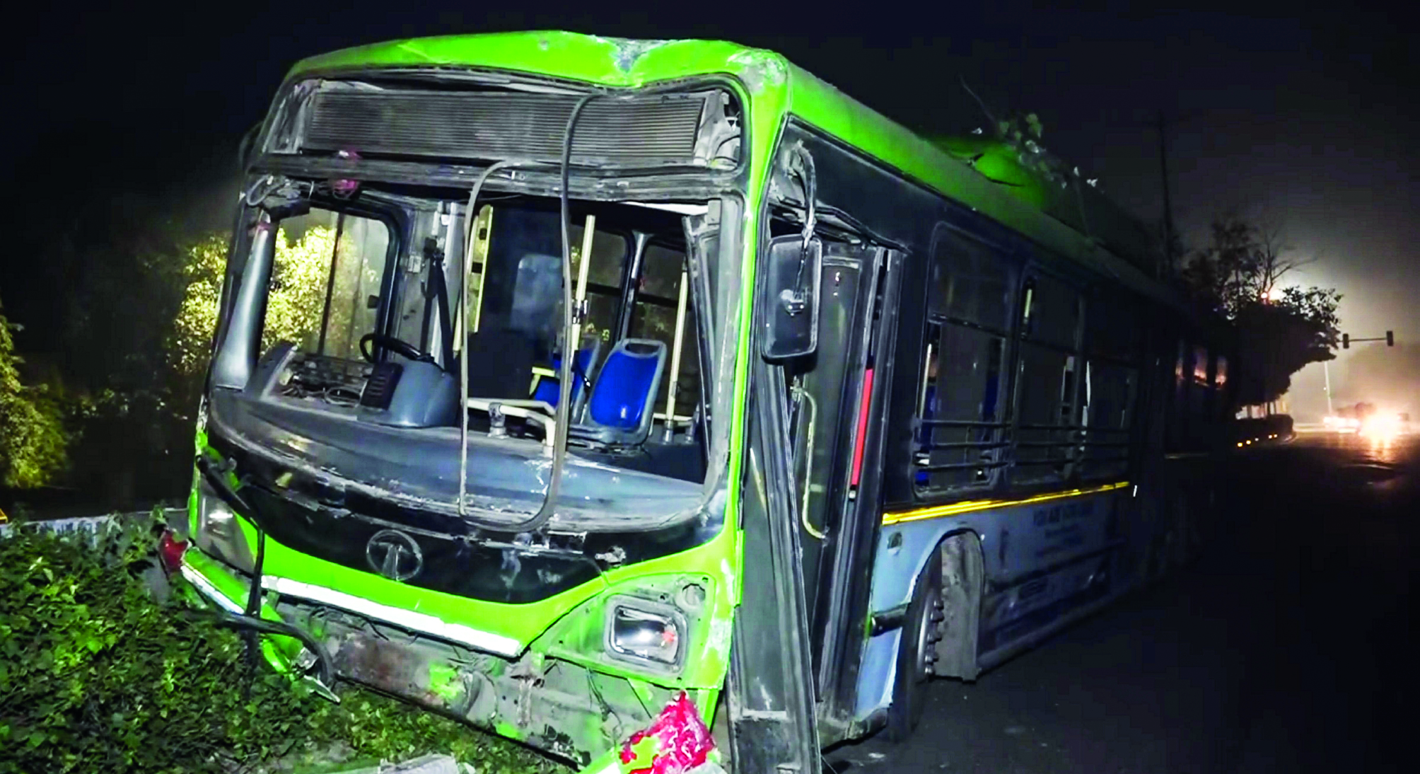 Out-of-control DTC bus strikes & kills 2 near Monastery Market Out-of-control DTC bus strikes & kills 2 near Monastery Market