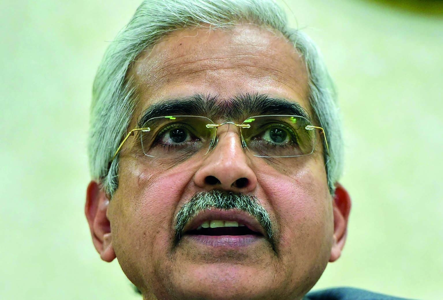 RBI Guv says incoming data on GDP growth mixed but positives outweigh negatives