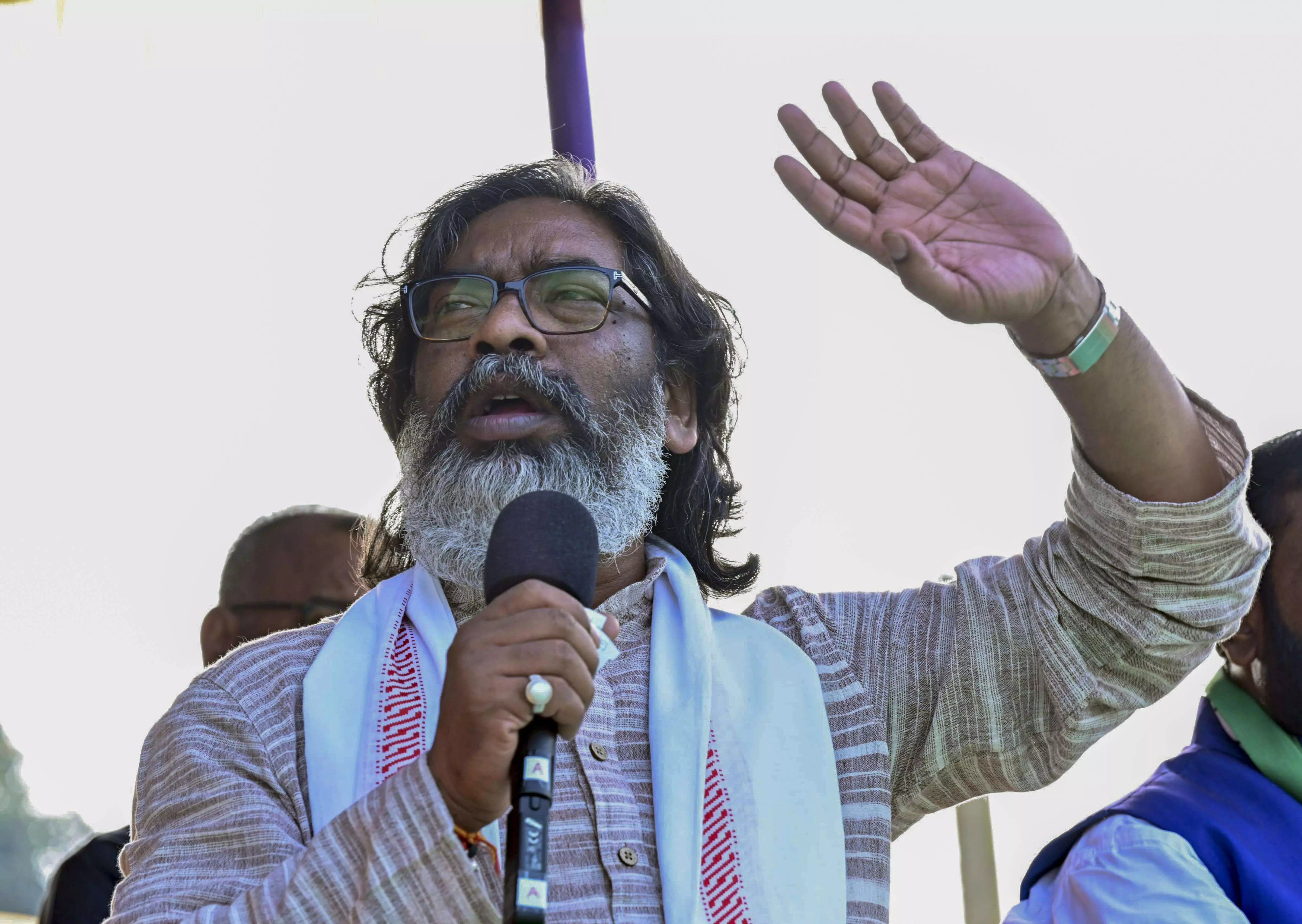 Jharkhand belongs to tribals, they will rule it: CM Soren Jharkhand belongs to tribals, they will rule it: CM Soren