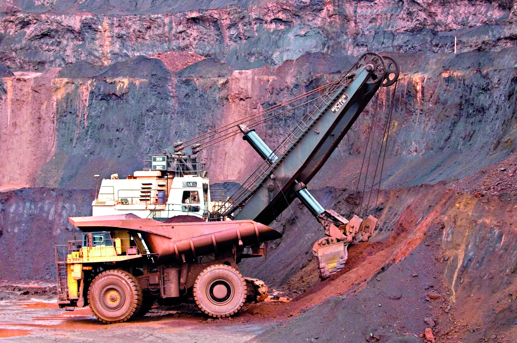 OIL bags 1 critical mineral   block, Vedanta Group bags 4