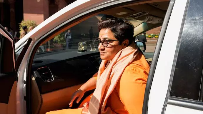 Malegaon case: Pragya posts photo of her swollen face, says torture of Cong caused fatal pain