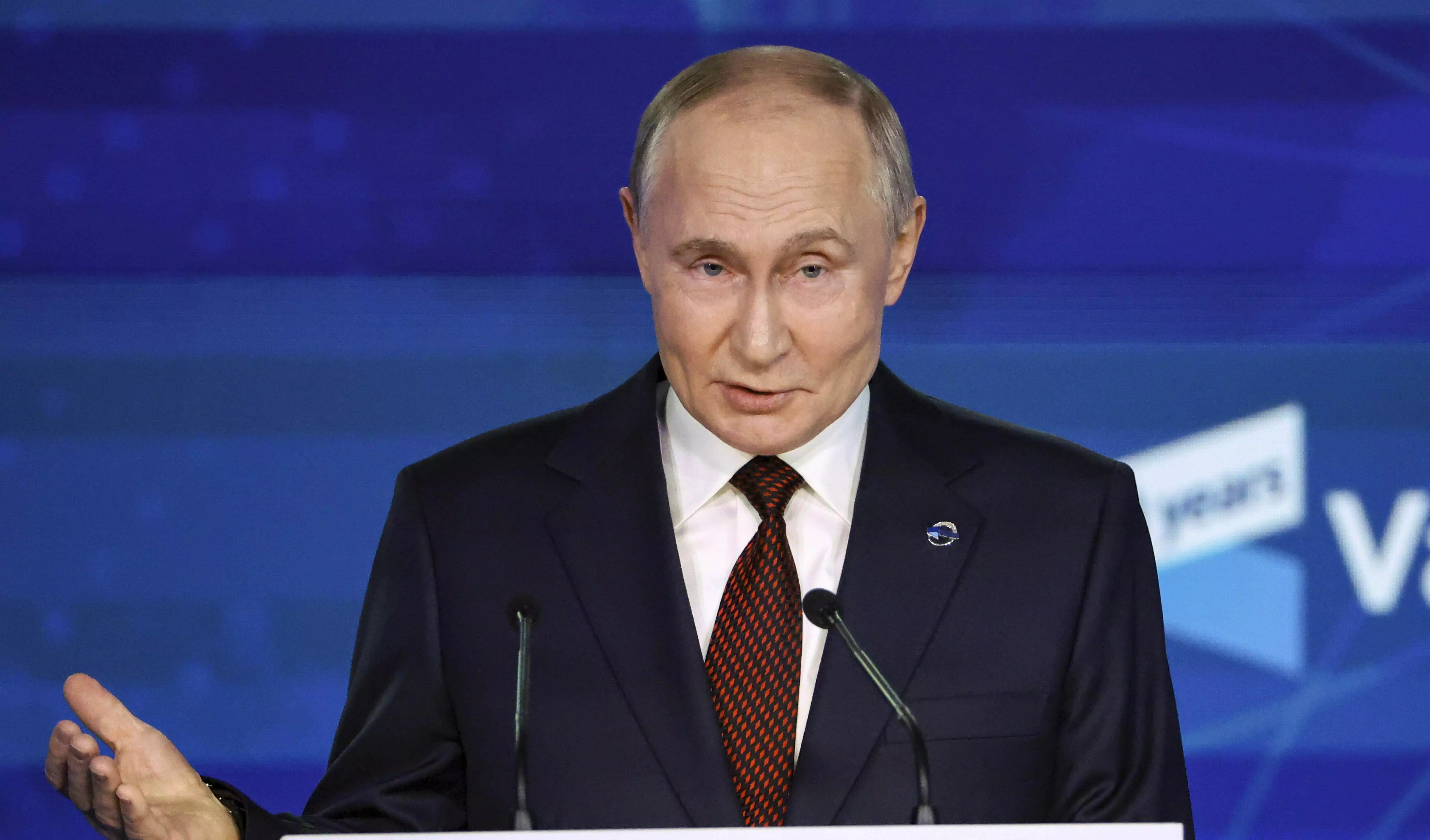 India deserves to be in list of global superpowers: Putin India deserves to be in list of global superpowers: Putin