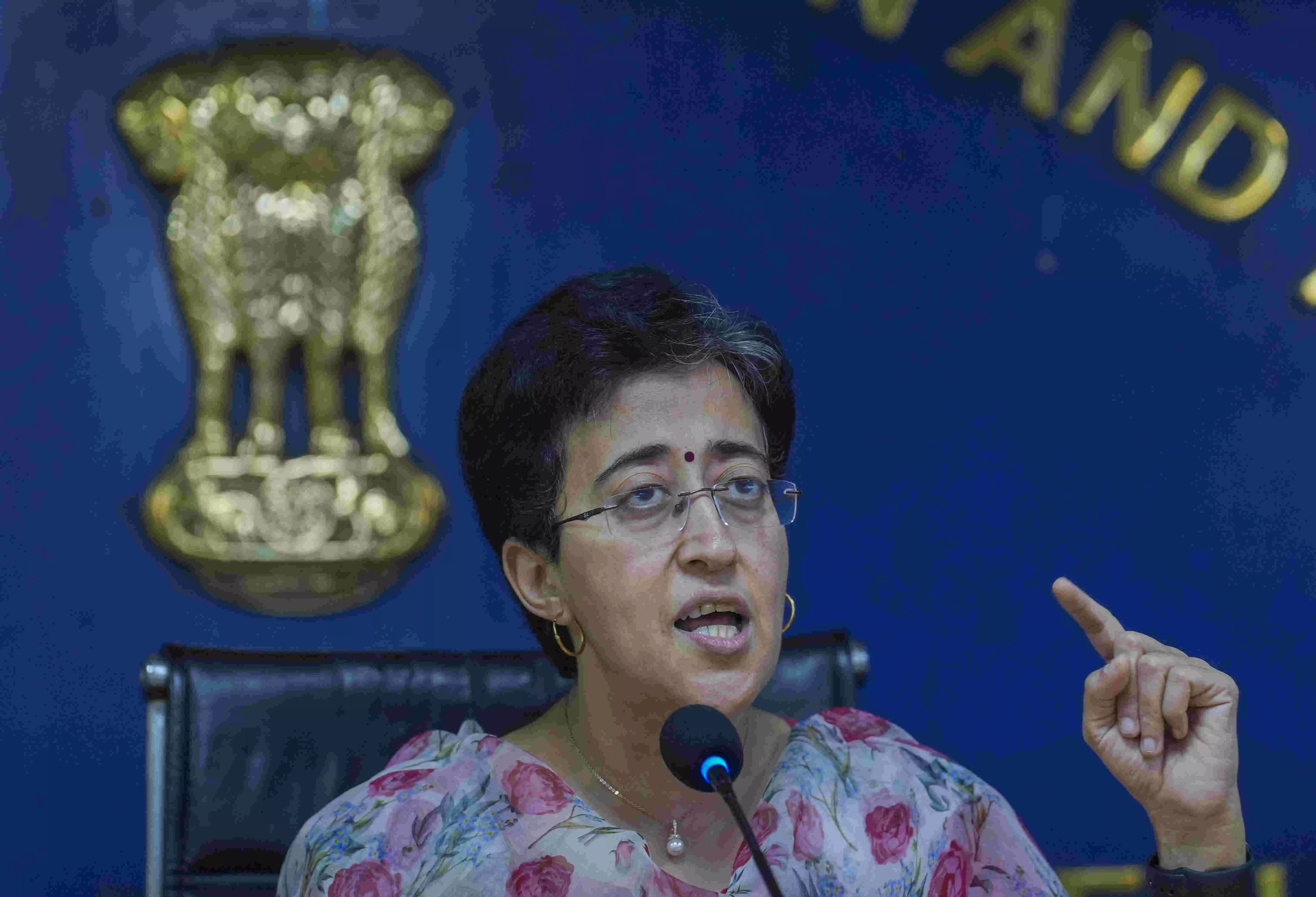 Delhi govt okays proposal, 10000 Civil Defence Volunteers to return for anti-pollution work: Atishi Delhi govt okays proposal, 10000 Civil Defence Volunteers to return for anti-pollution work: Atishi