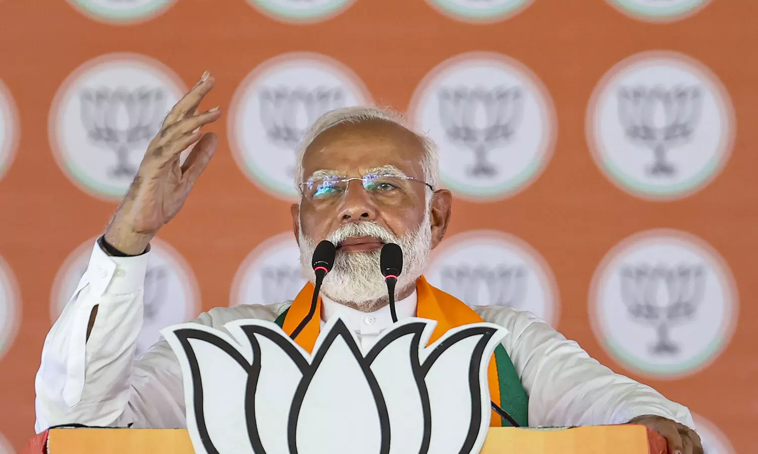 Ek rahoge toh safe rahoge: PM alleges Congress-JMM pitting OBC sub-castes against each other