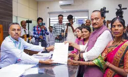 Husband vs wife, uncle vs nephew: Families battle their own and others in Maharashtra Husband vs wife, uncle vs nephew: Families battle their own and others in Maharashtra