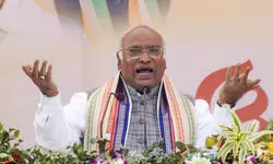 Kharge targets PM Modi, BJP for linking red book of Constitution with urban Naxalism Kharge targets PM Modi, BJP for linking red book of Constitution with urban Naxalism