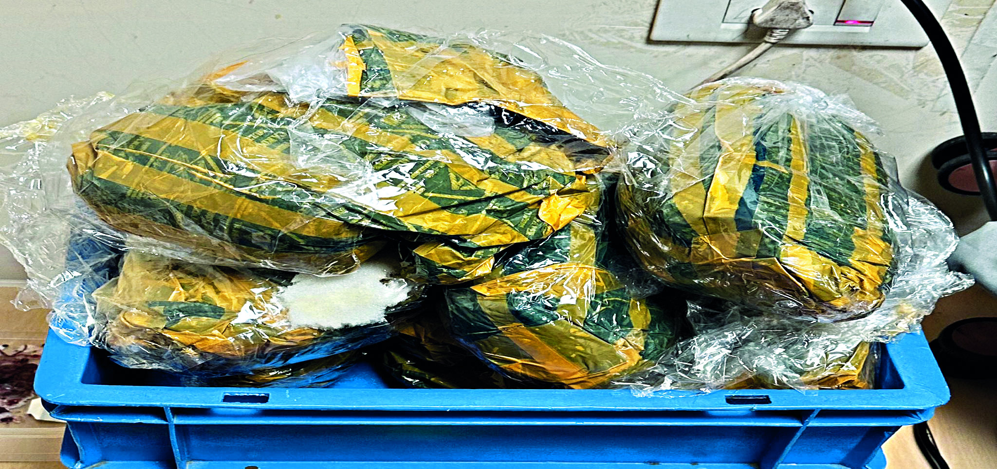 7.3 kg of suspected heroin worth Rs 30 crore seized 7.3 kg of suspected heroin worth Rs 30 crore seized