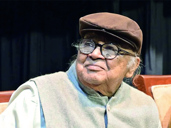 Veteran thespian and actor Manoj Mitra breathes his last at 85, CM condoles demise Veteran thespian and actor Manoj Mitra breathes his last at 85, CM condoles demise