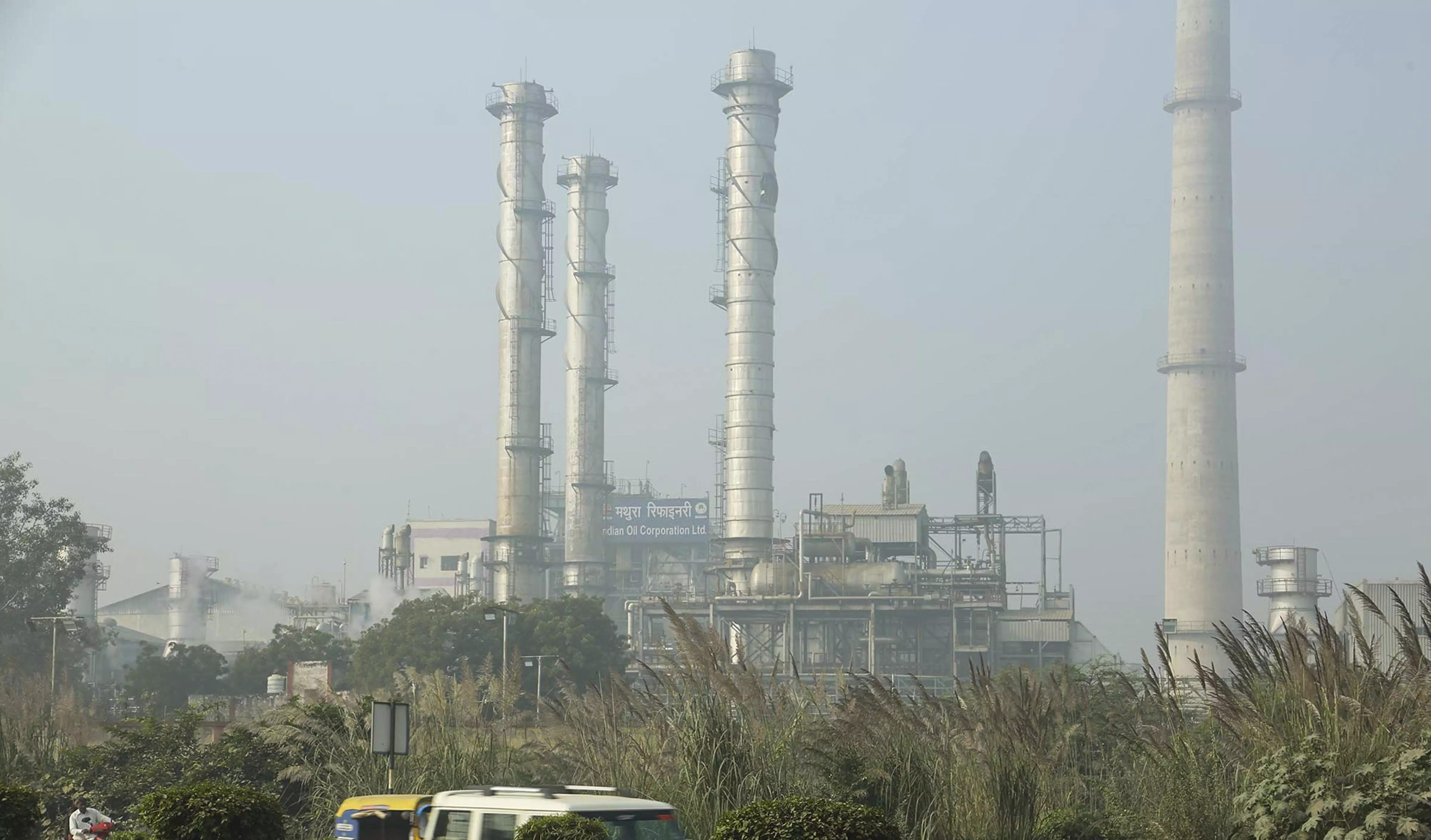 Valve malfunction led to flash fire at Mathura refinery, 8 workers injured Valve malfunction led to flash fire at Mathura refinery, 8 workers injured