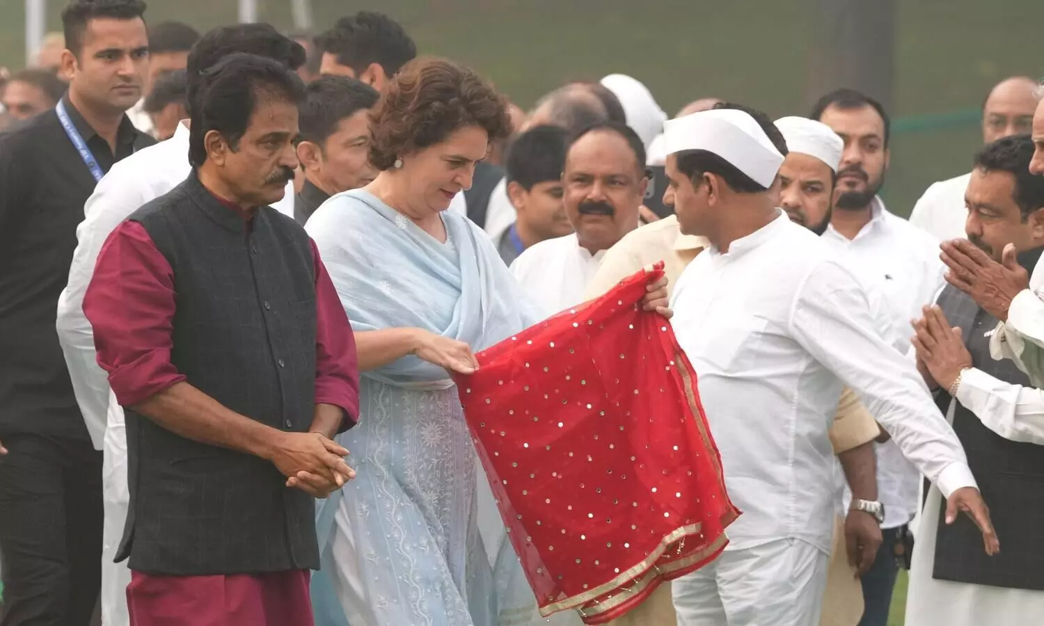 Was like entering gas chamber: Priyanka on returning to Delhi from Wayanad