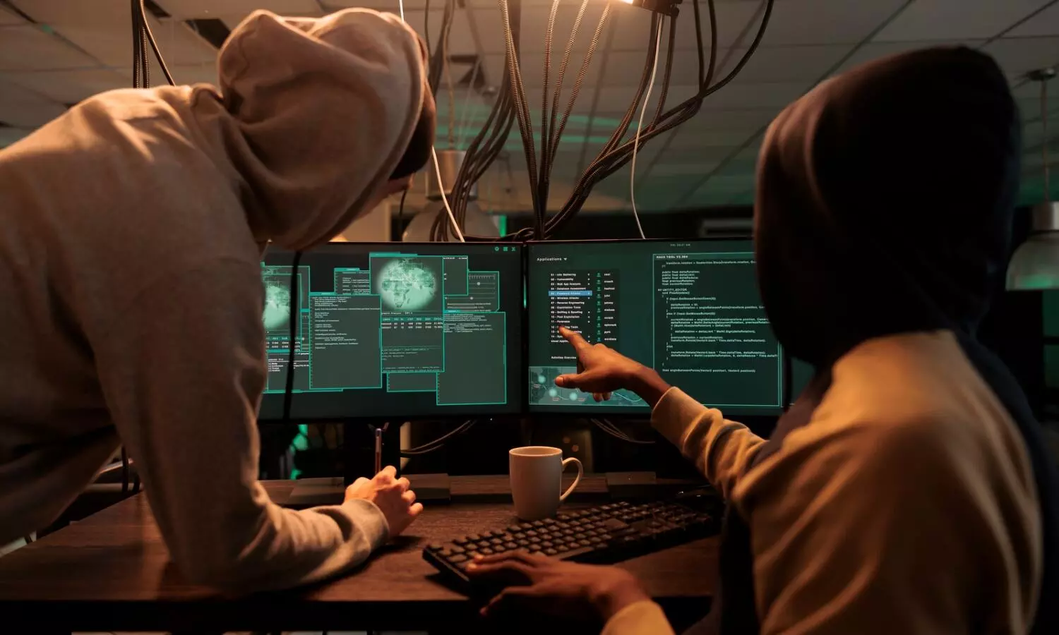 Gang providing bank accounts to cyber fraudsters to launder money busted in Surat; 4 held Gang providing bank accounts to cyber fraudsters to launder money busted in Surat; 4 held