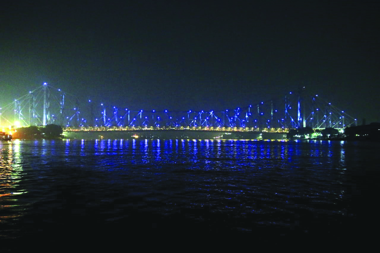 Howrah Bridge to remain closed overnight for comprehensive health check-up