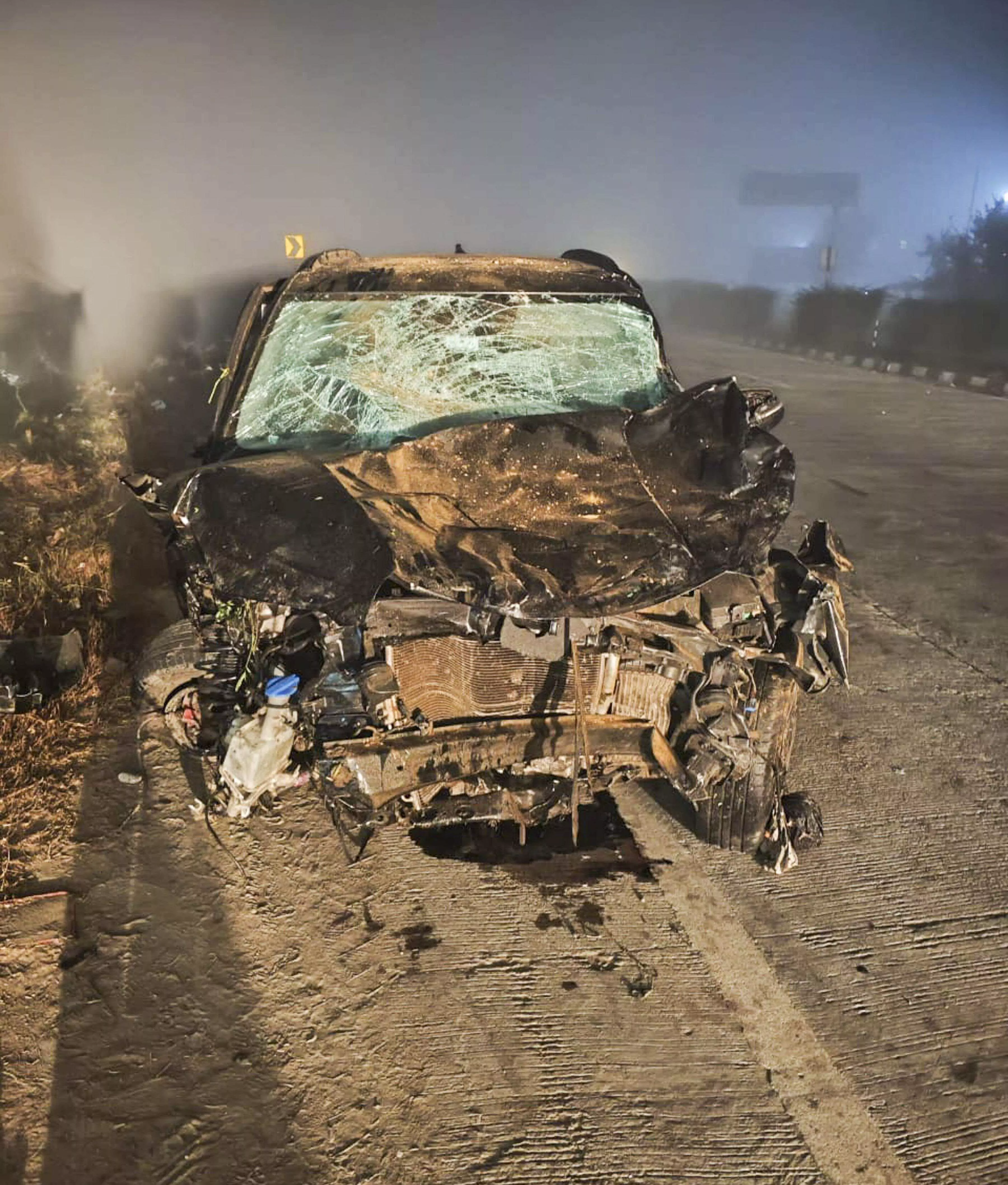 Seven people, including newly-wed couple, die in road accident in UPs Bijnor Seven people, including newly-wed couple, die in road accident in UPs Bijnor