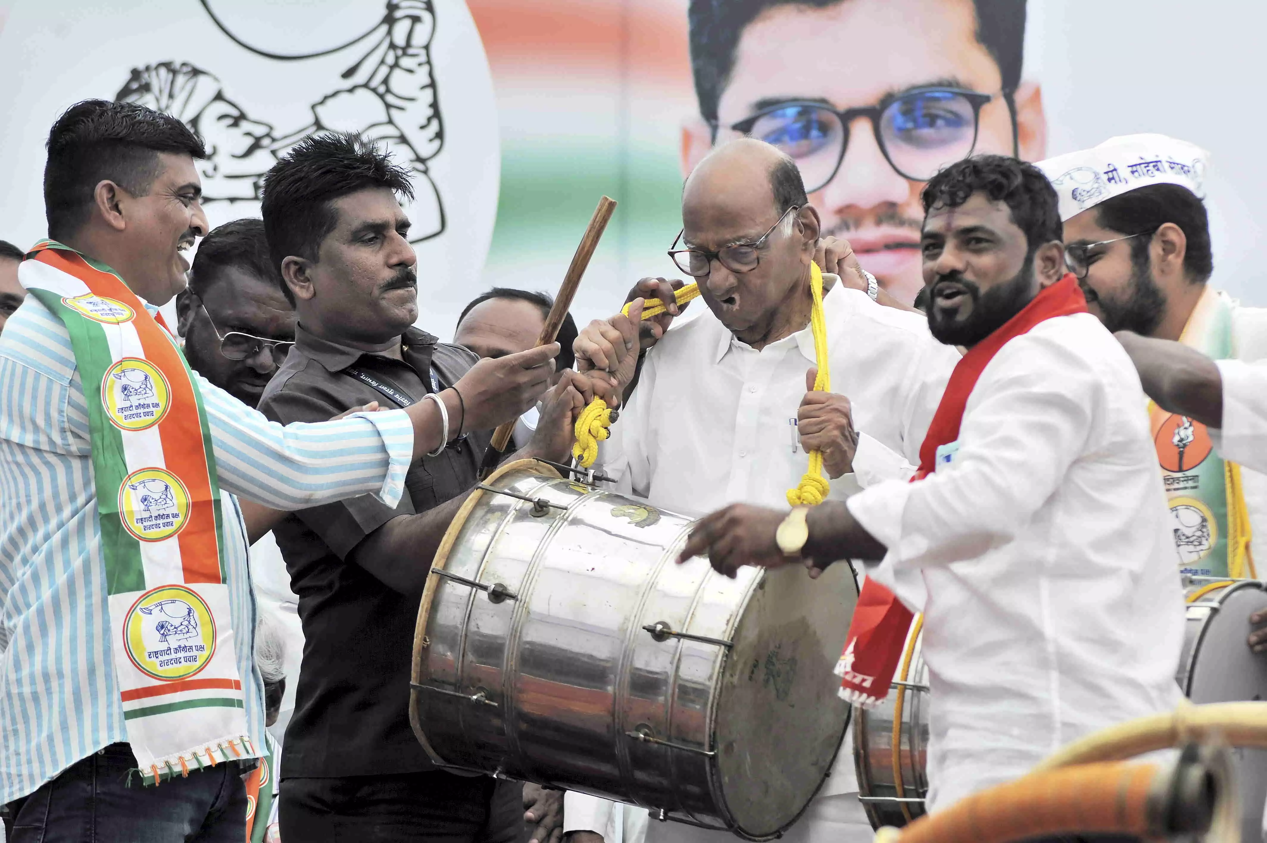 Ladki Bahin, batenge toh katenge raise campaign pitch in Maharashtra