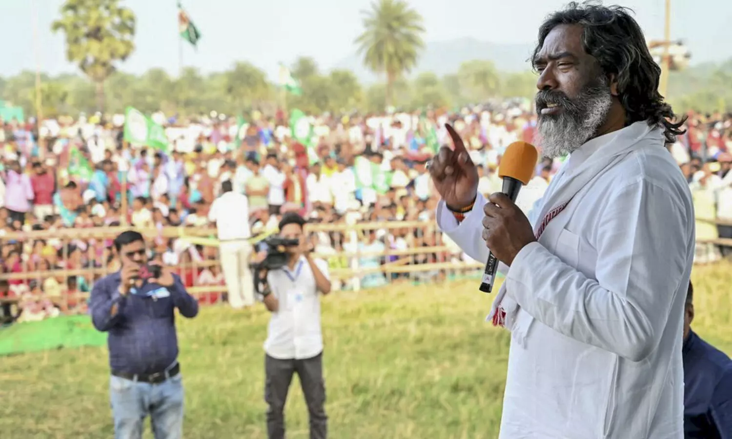 BJP expert in spreading hatred, spent Rs 500 cr on campaign against me, alleges Jharkhand CM