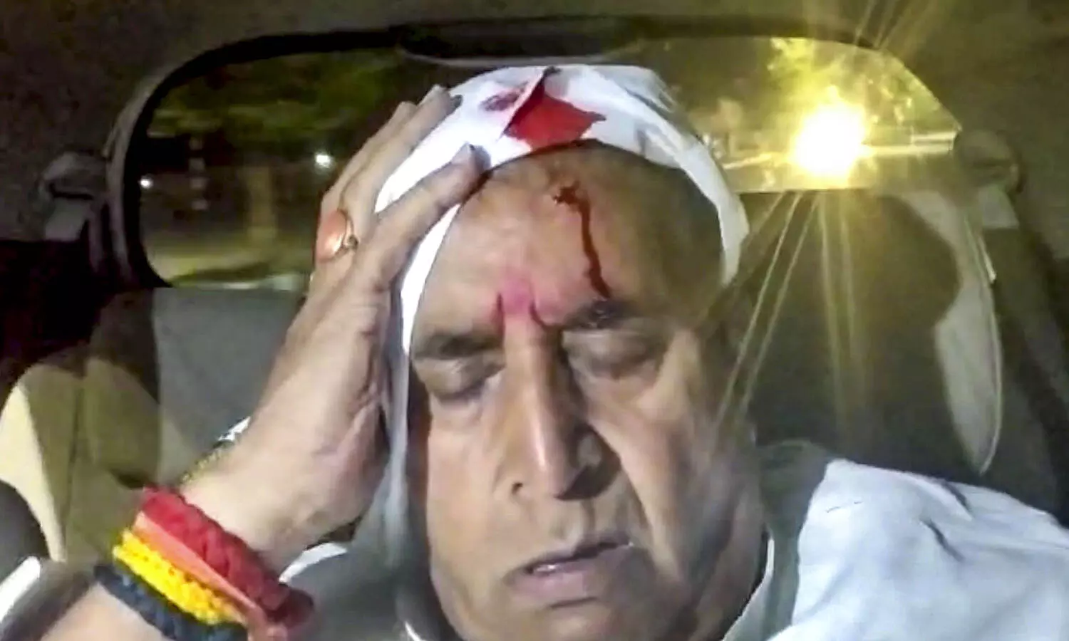 Attack on ex-minister Anil Deshmukh: Case against 4 unidentified persons for murder bid