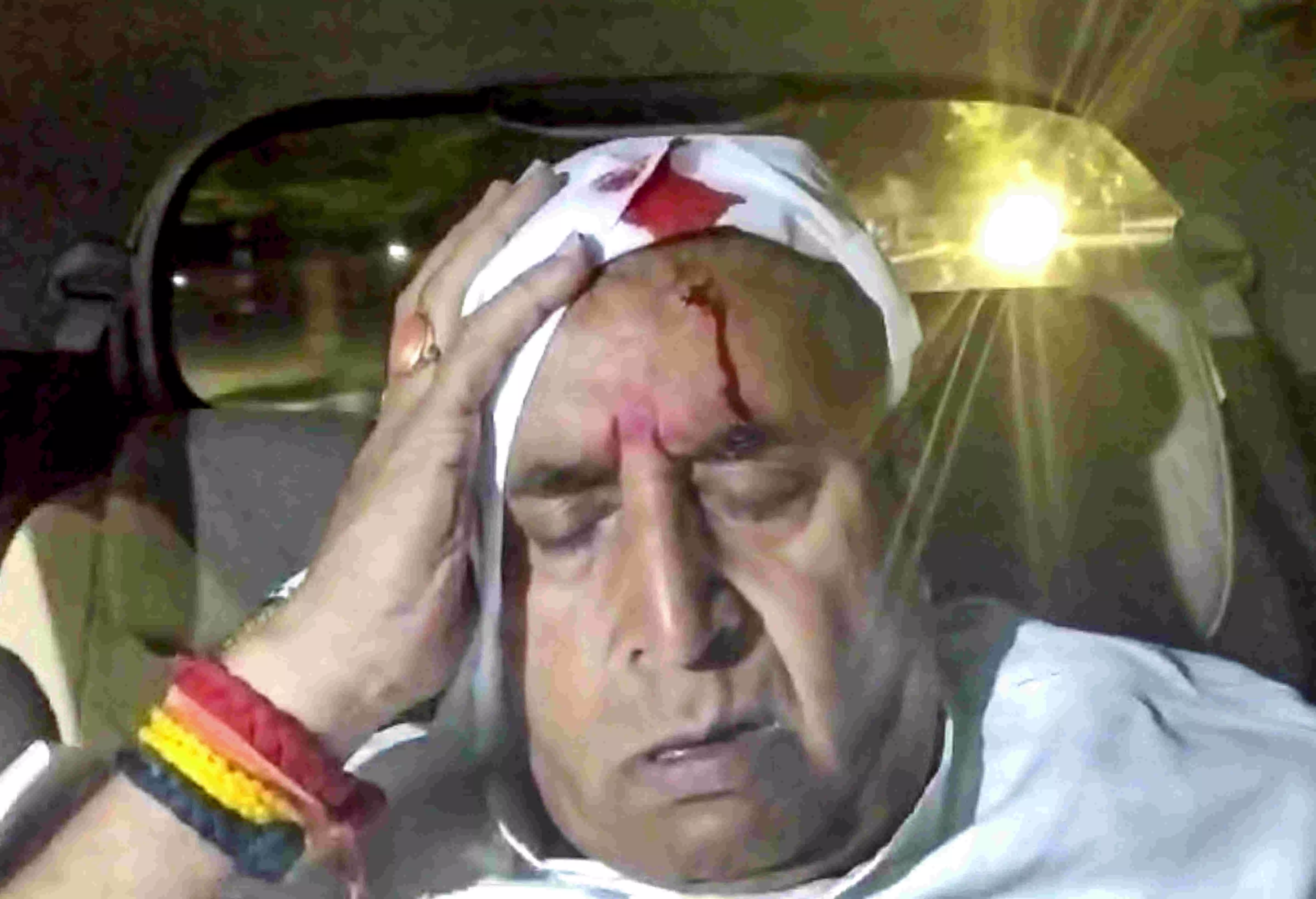 Attack on ex-minister Anil Deshmukh: Case against 4 unidentified persons for murder bid