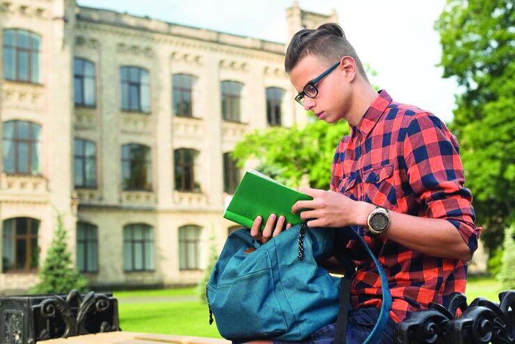 A first in 15 yrs, Indian students outnumber Chinese in US A first in 15 yrs, Indian students outnumber Chinese in US