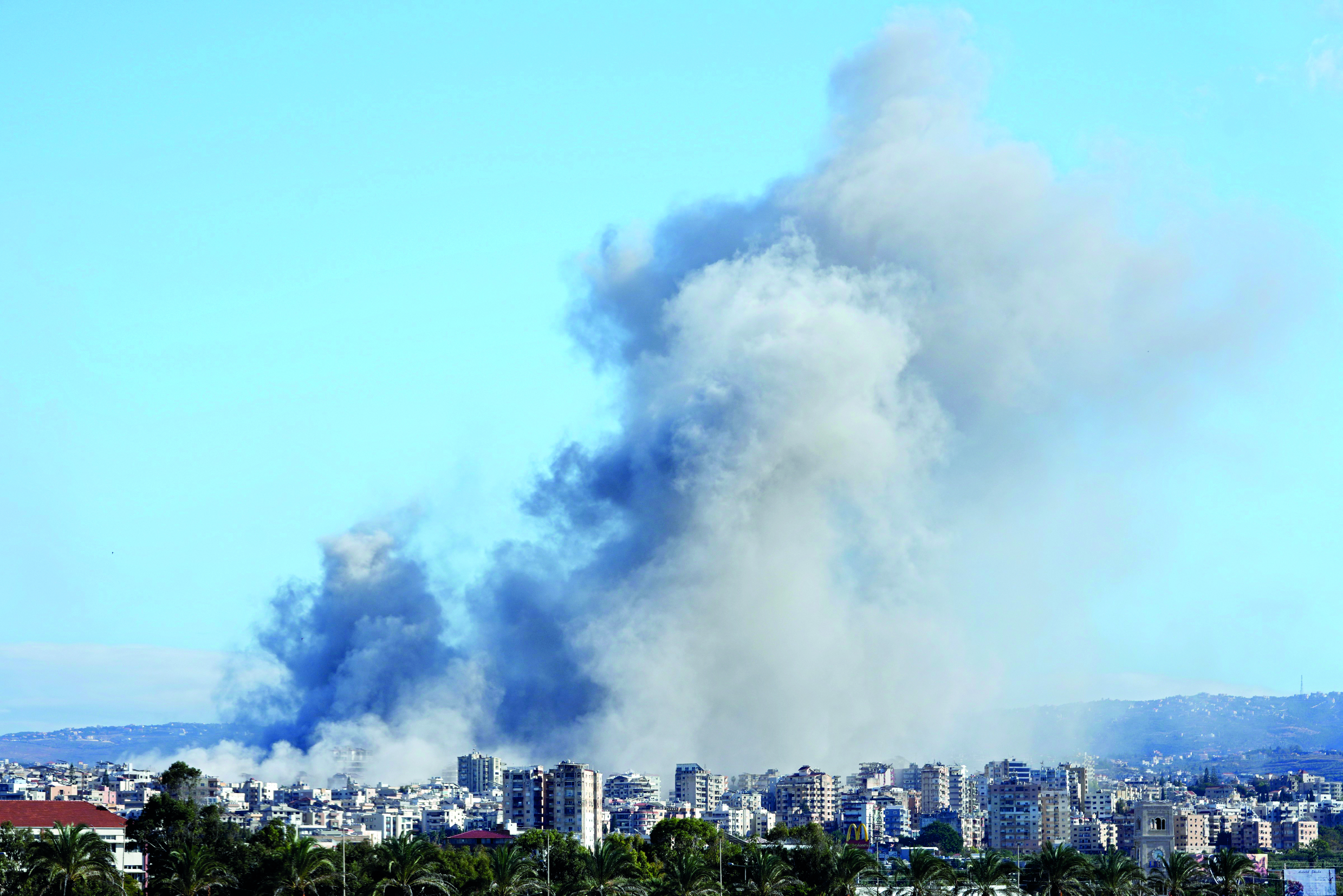 Israel bombards central Beirut hours before vote on ceasefire deal Israel bombards central Beirut hours before vote on ceasefire deal