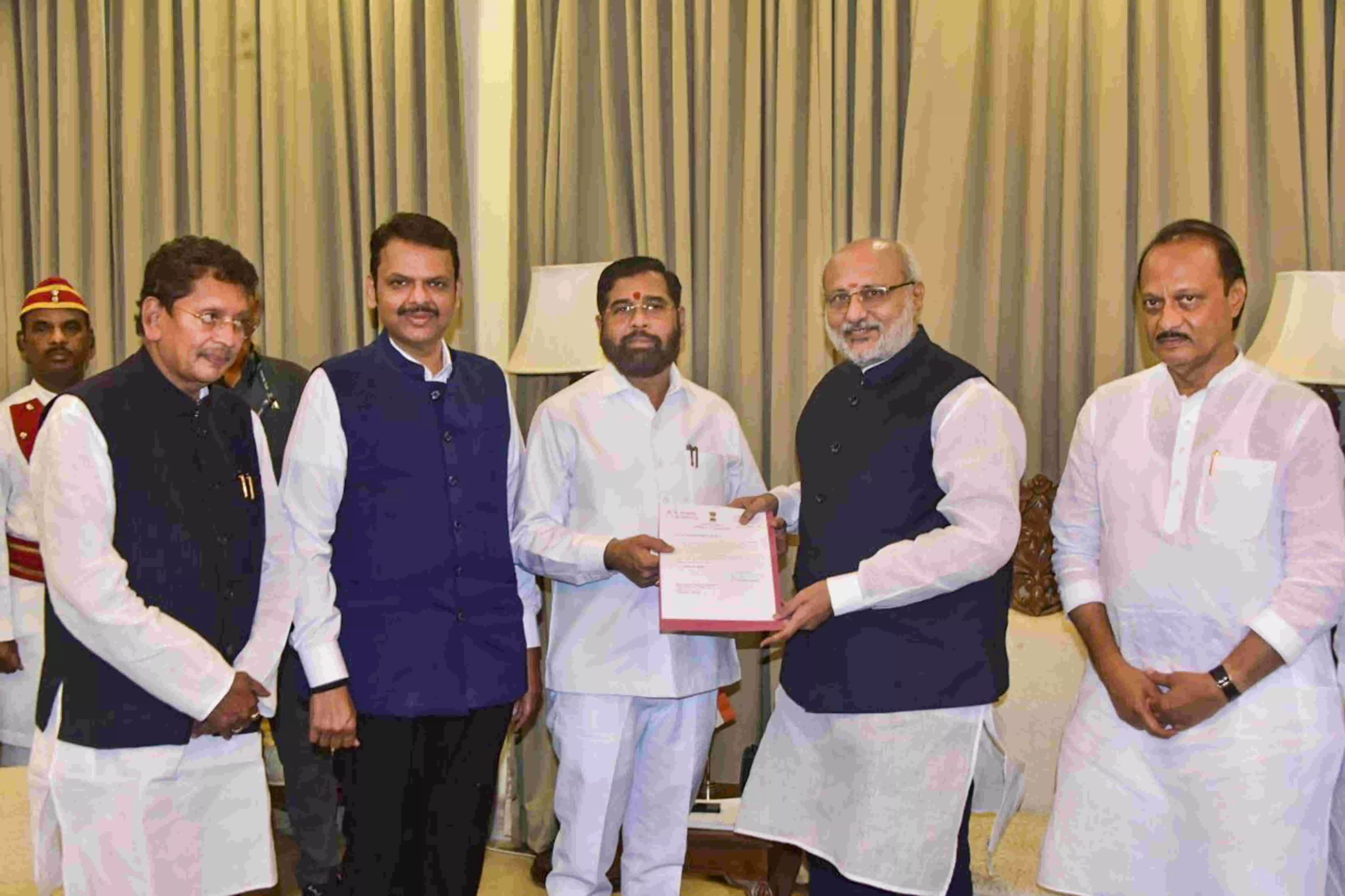 Eknath Shinde resigns, Governor asks him to act as caretaker Maharashtra Chief Minister