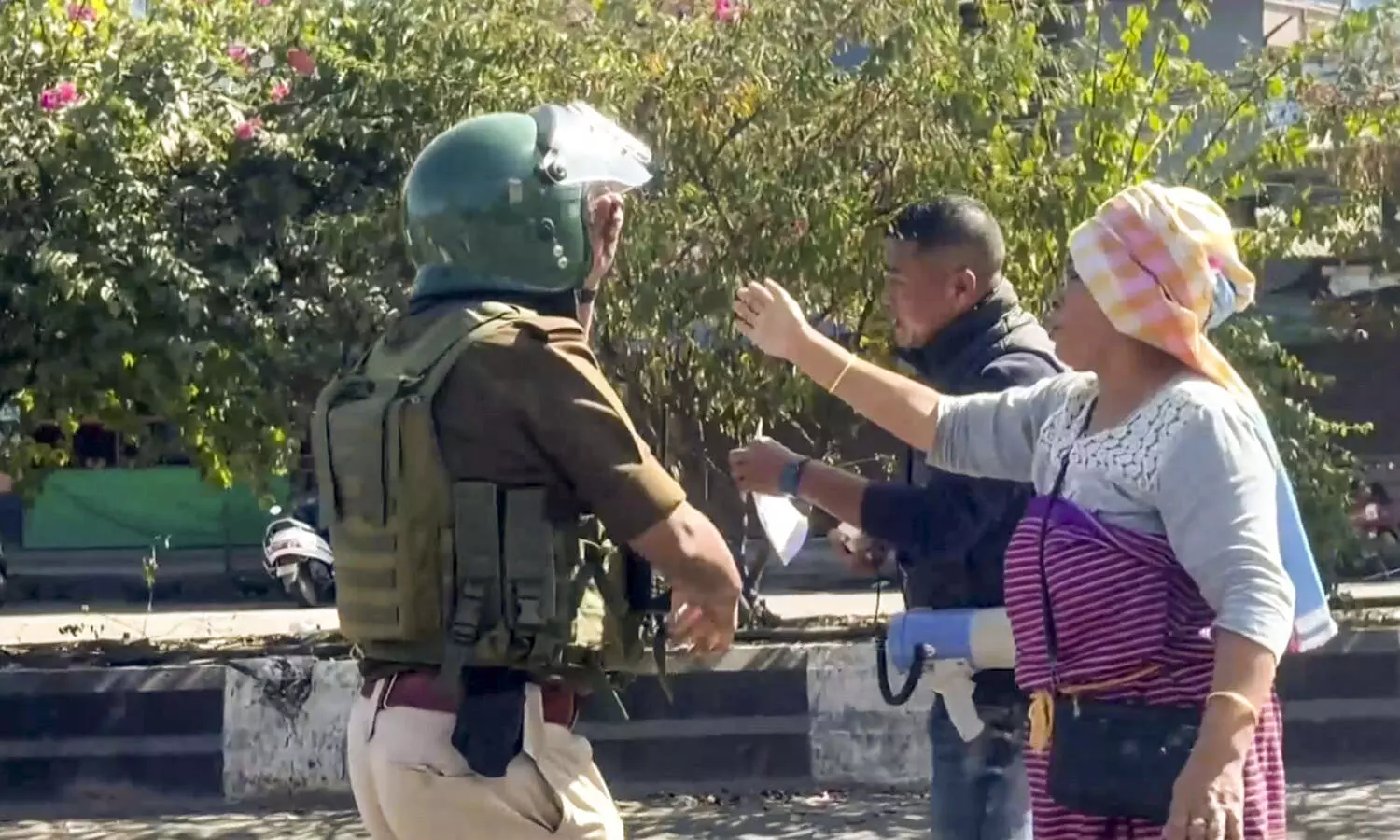 46-year-old woman arrested in connection with attack on houses of lawmakers in Manipur