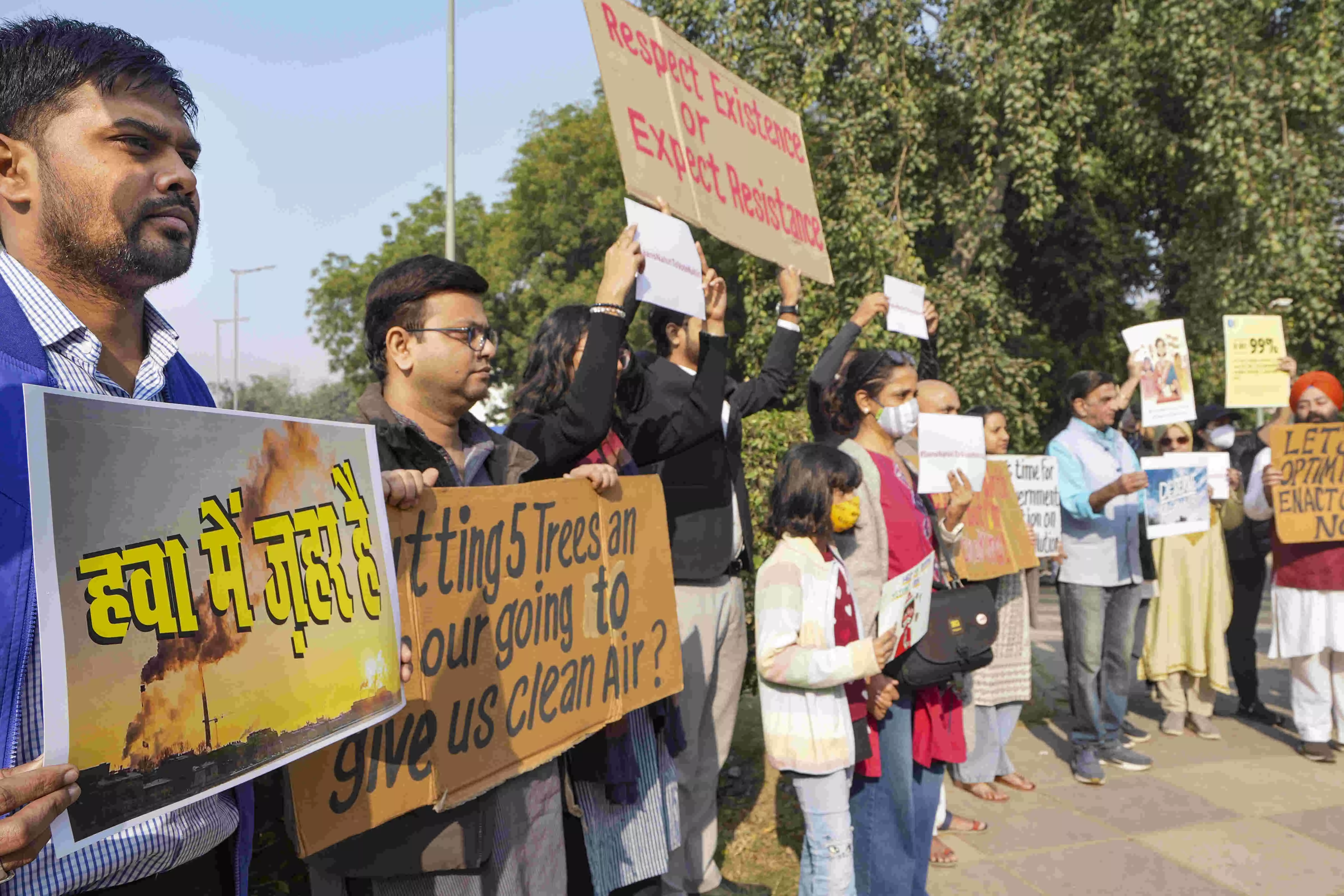 Delhi pollution: Students, parents hold protest near Parliament for clean air Delhi pollution: Students, parents hold protest near Parliament for clean air