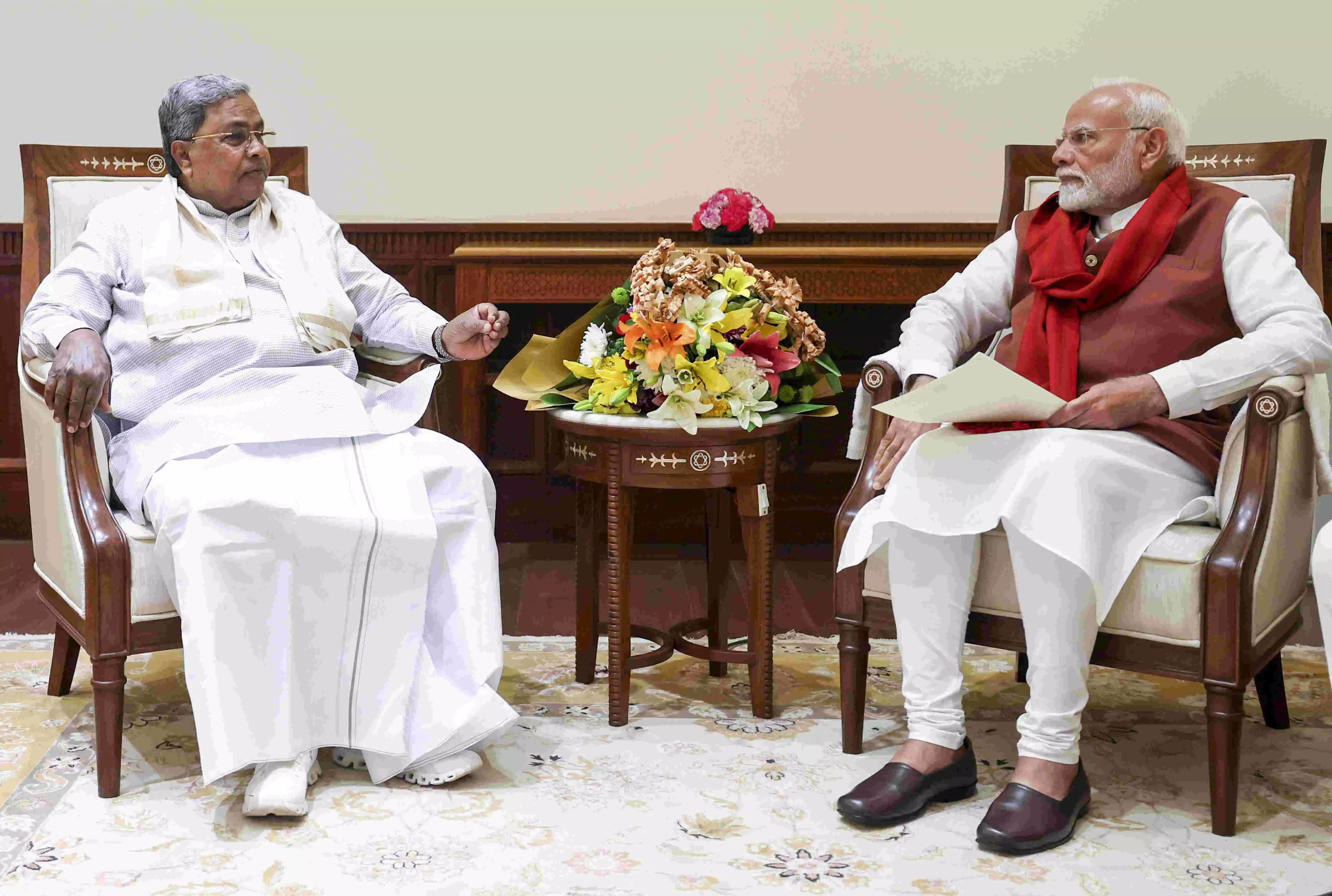 Siddaramaiah meets PM Modi, seeks urgent clearances for two irrigation projects