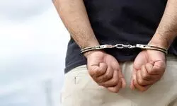 Three Delhi police personnel arrested by CBI for taking bribe Three Delhi police personnel arrested by CBI for taking bribe