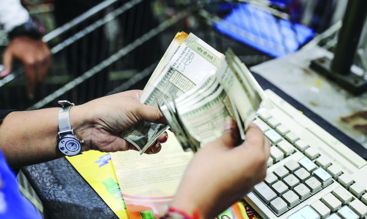 Foreign portfolio investors pulled out `21,612 cr from equities in Nov