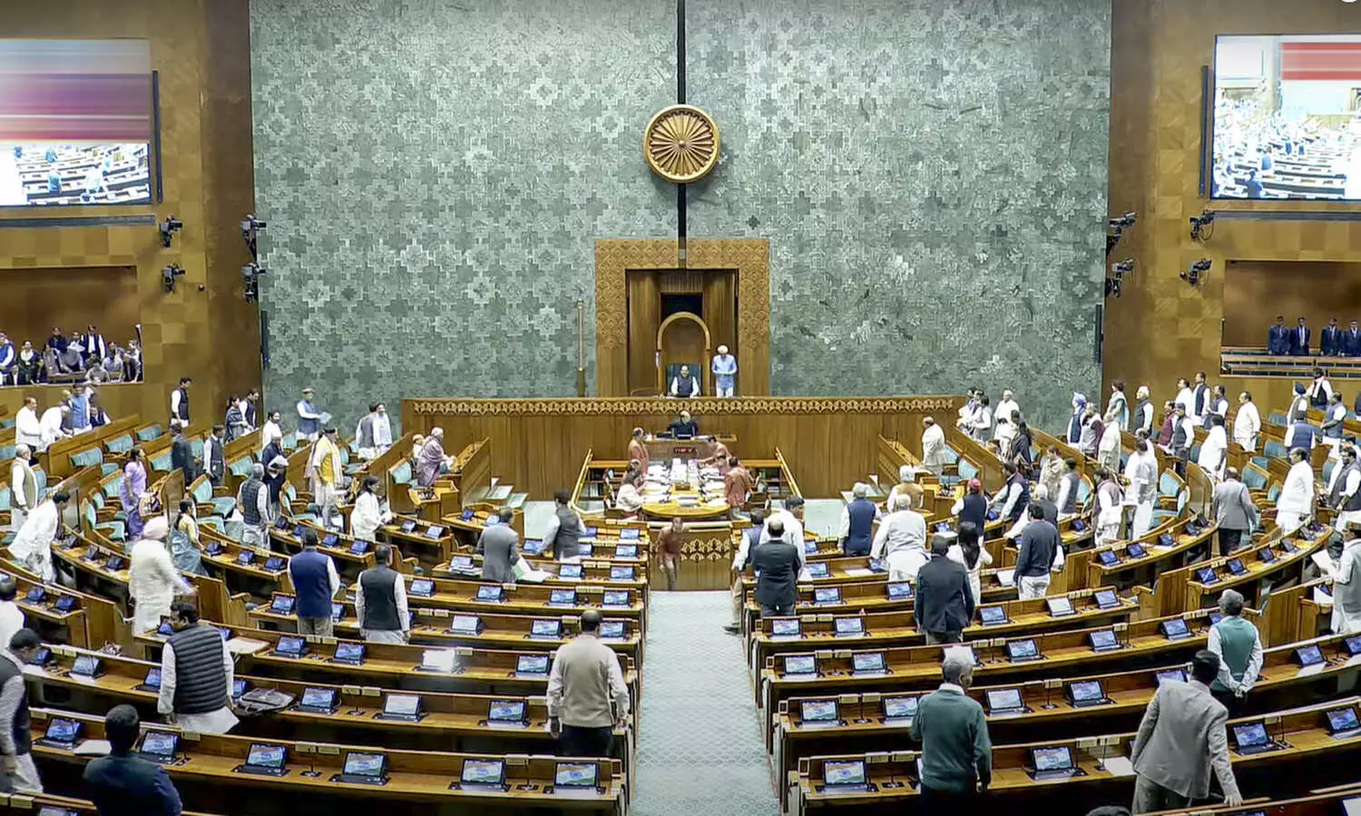 Govt, oppn agree to end Parliamentary impasse; both Houses to hold discussion on Constitution