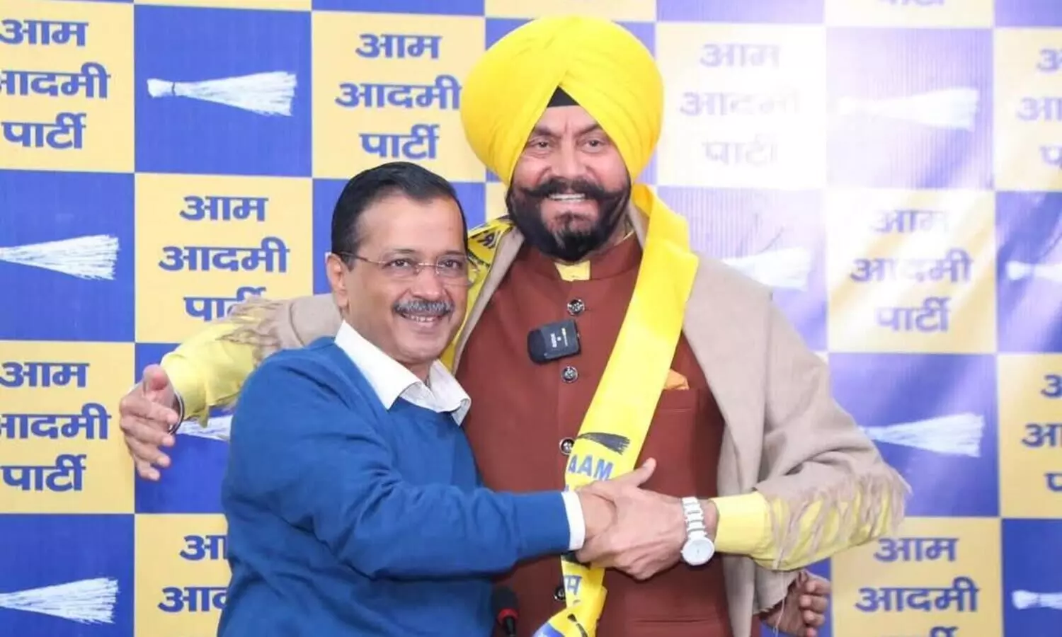 Padma Shri awardee and social worker Jitender Singh Shunty joins AAP ahead of Delhi polls