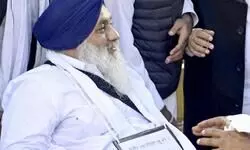 Day after attack, Sukhbir Badal performs sewa at Takht Kesgarh Sahib in Punjab