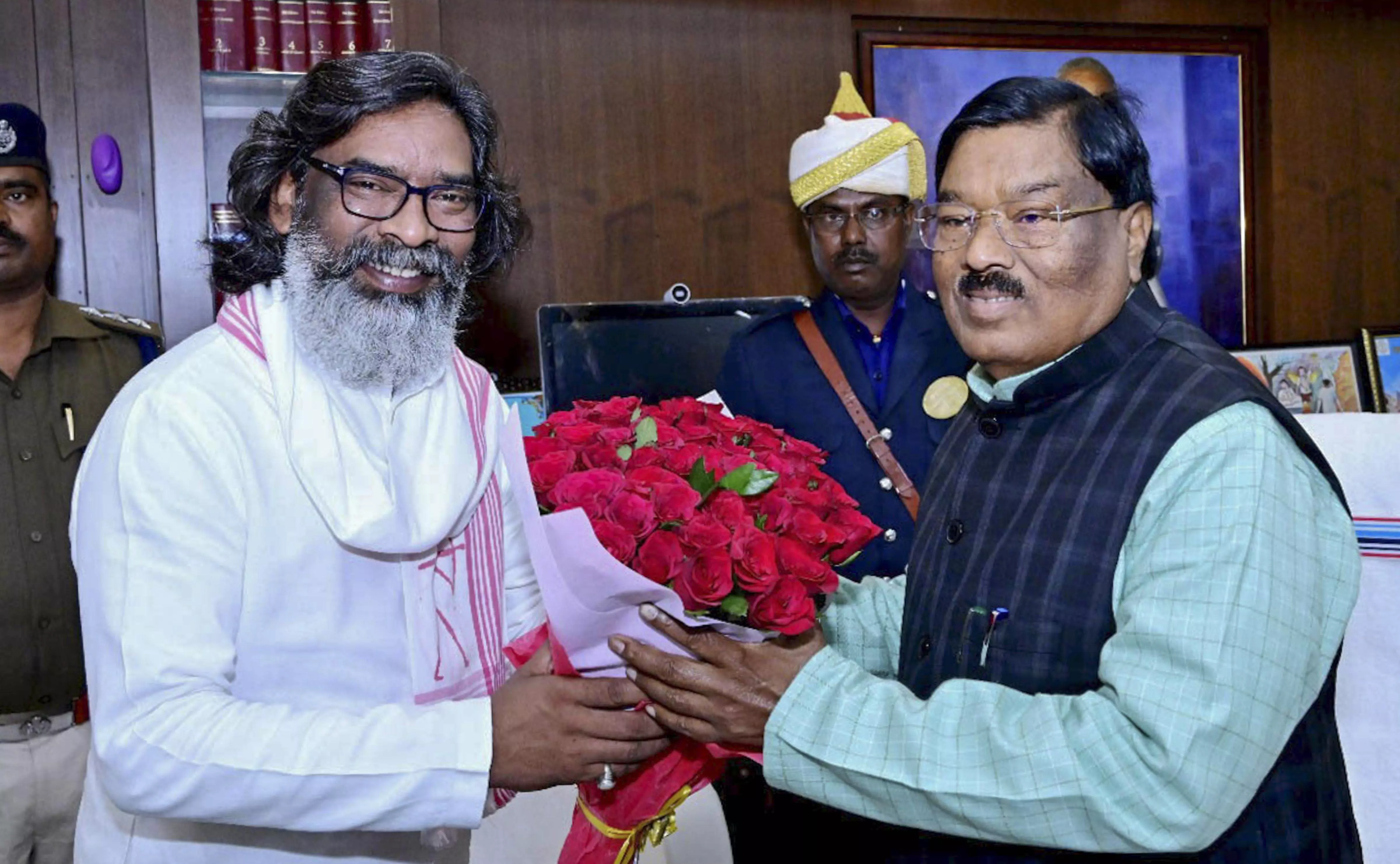 CM Hemant Soren, ministers take oath as members of Jharkhand Assembly CM Hemant Soren, ministers take oath as members of Jharkhand Assembly