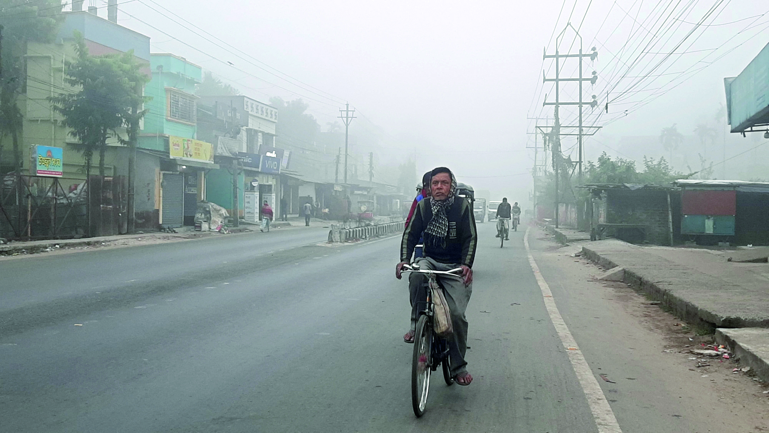 Dense fog envelops North Bengal, snowfall forecasts in Darj & Sikkim
