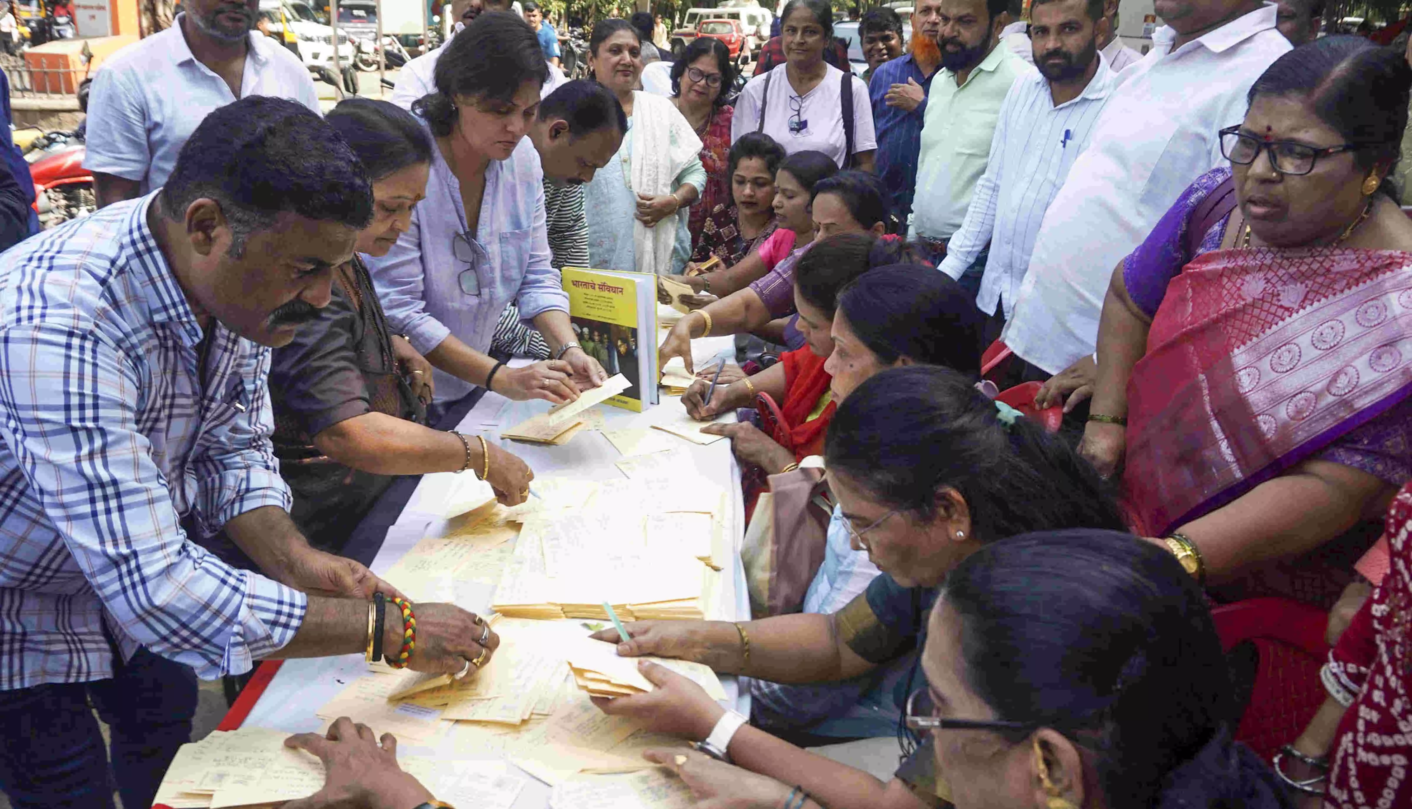 BJPs Dhangar leader dares Sharad Pawar to make his MP daughter resign over EVM trust BJPs Dhangar leader dares Sharad Pawar to make his MP daughter resign over EVM trust