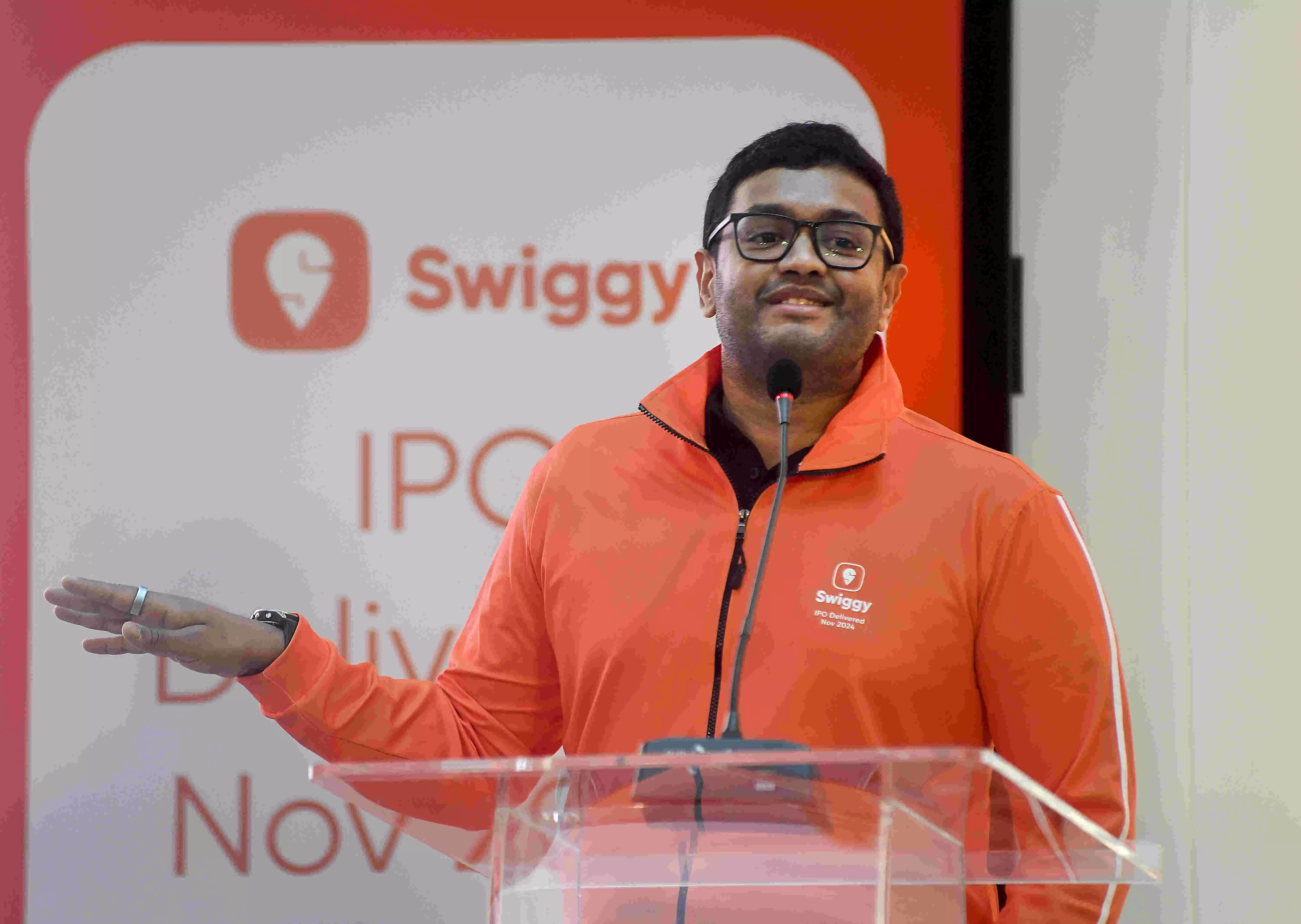 Swiggy stock plunges 5% amid profit booking, anchor lock-in ends Swiggy stock plunges 5% amid profit booking, anchor lock-in ends
