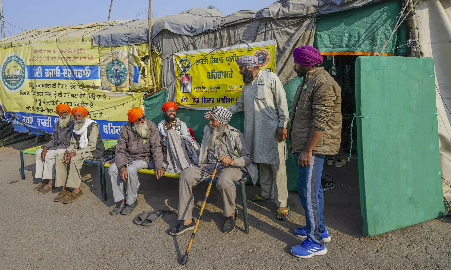 Life precious: SC concerned over poor health of protesting farmer, directs medical aid