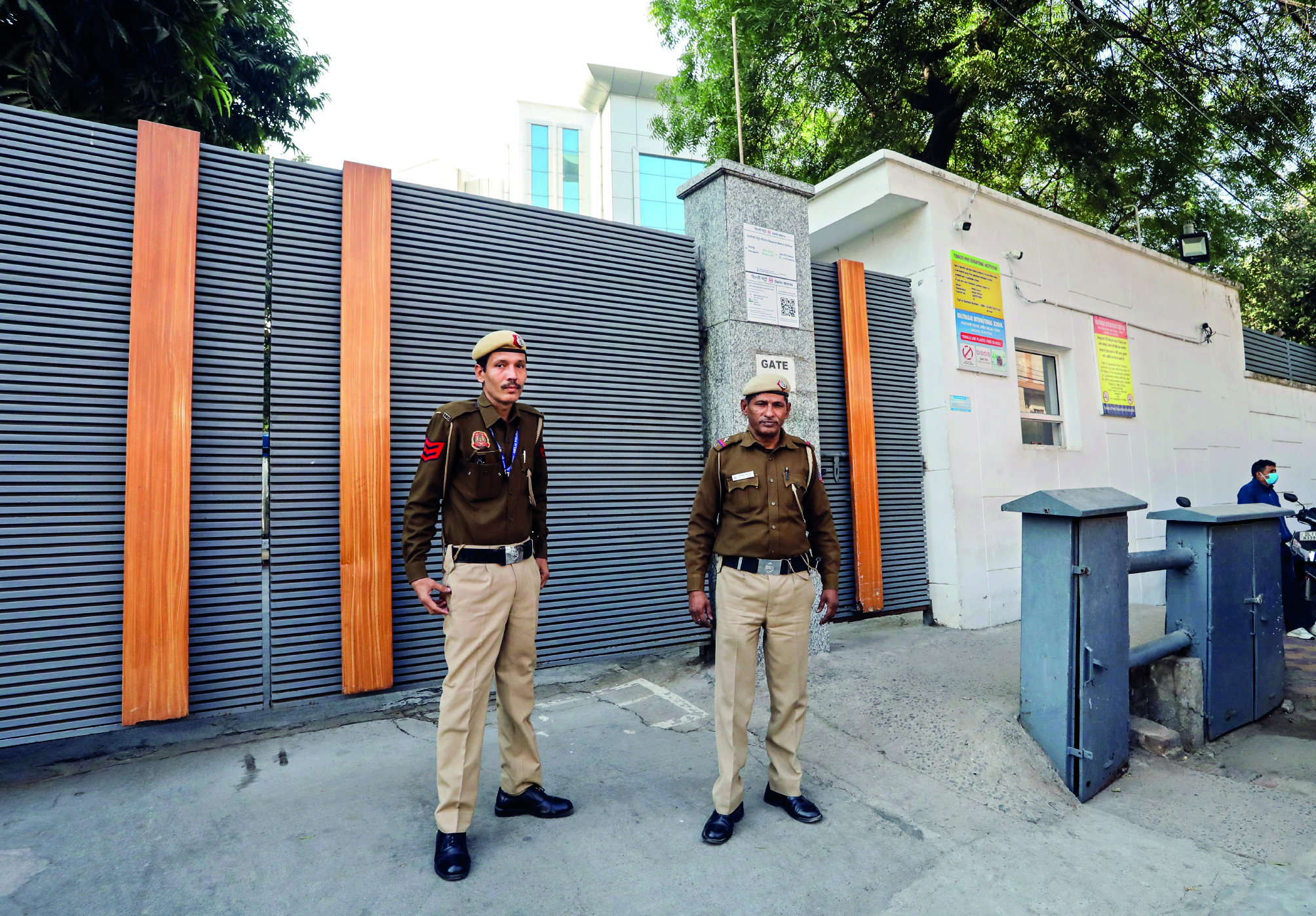 Bomb threats target 30 Delhi schools, all declared hoaxes Bomb threats target 30 Delhi schools, all declared hoaxes