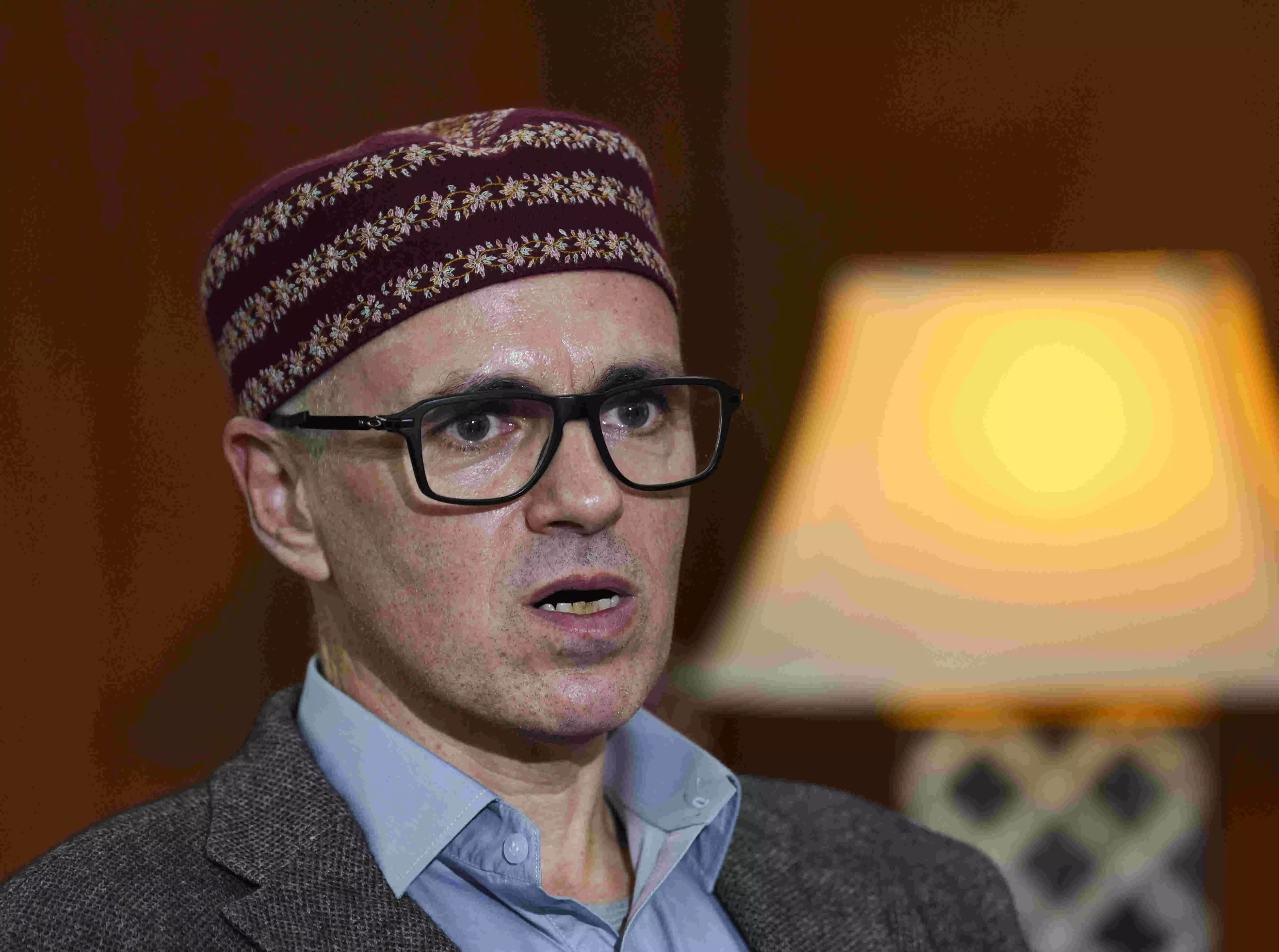 Two power centres are recipe for disaster, says J-K Chief Minister Omar Abdullah Two power centres are recipe for disaster, says J-K Chief Minister Omar Abdullah