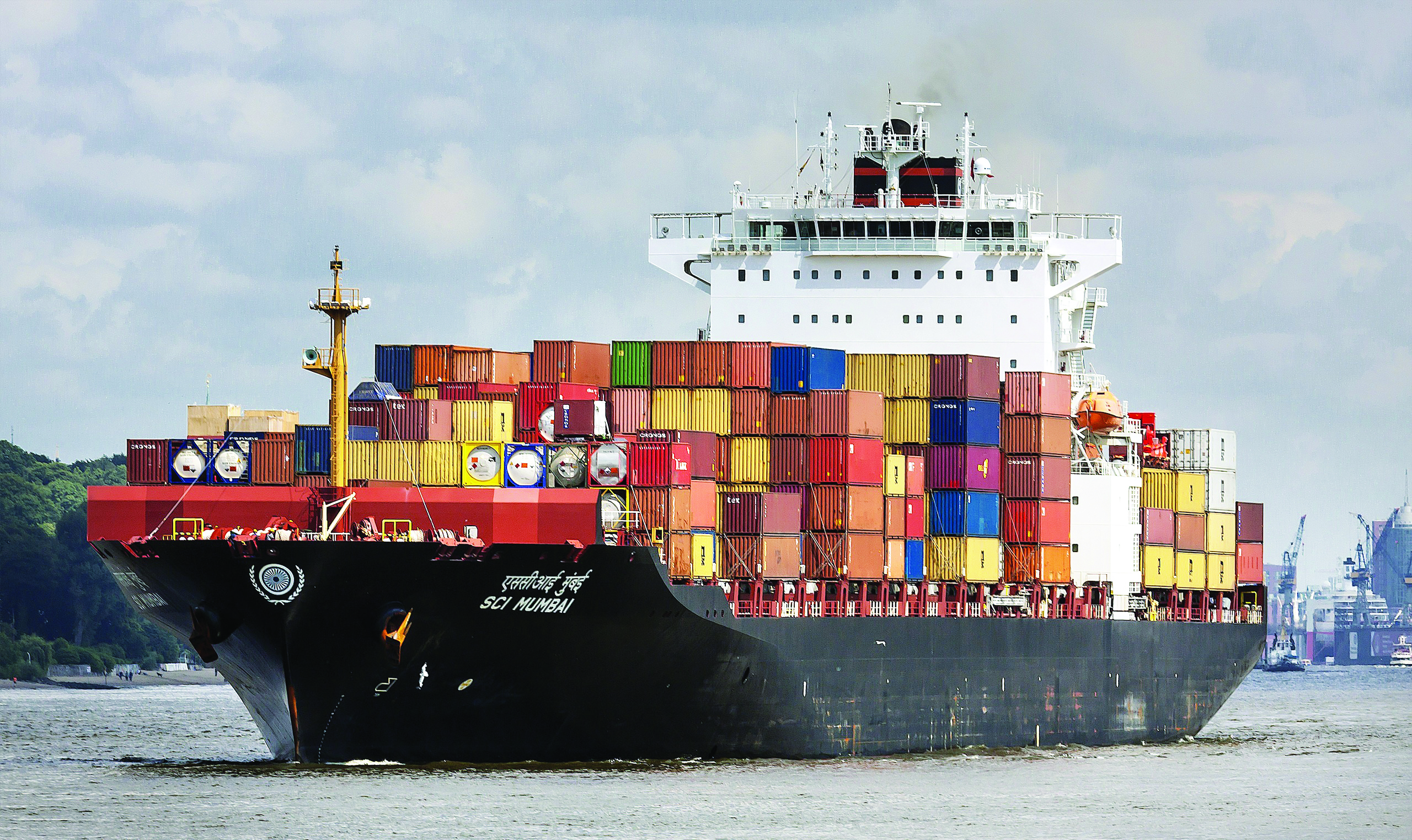 Exports shrink 4.85% in Nov, trade deficit widens to record $37.84 bn