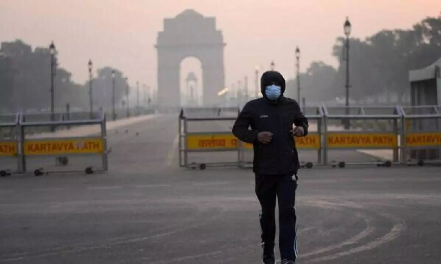 Delhis air quality in severe category, minimum temp 5.9 deg C