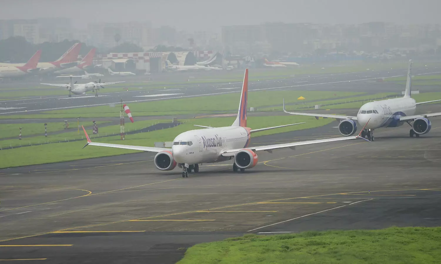 DGCA issues show cause notice to Akasa Air on violation related to operations manual