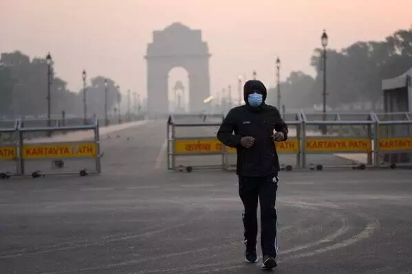 Delhis air quality in severe category, minimum temp 5.9 deg C