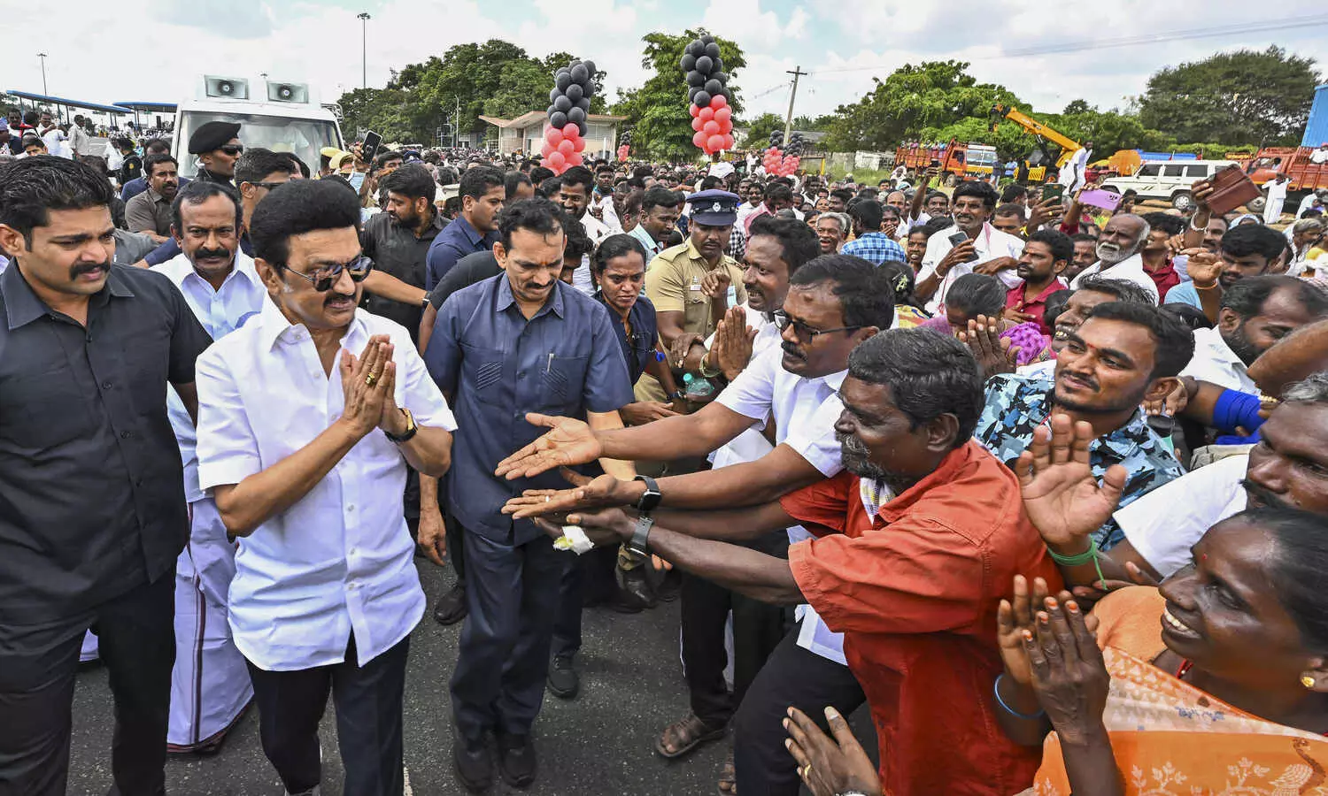 Monthly electricity billing for power loom units under consideration: TN CM